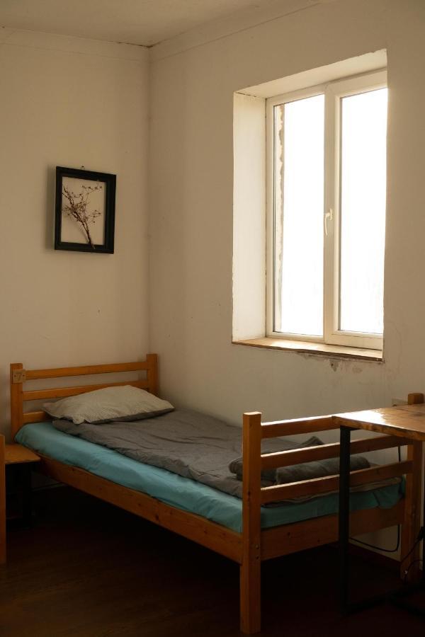 Udabno Hostel Esterno foto
